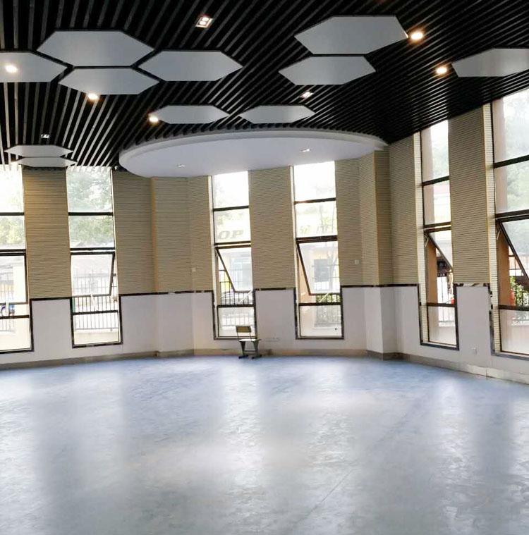 四川綿陽報(bào)告廳木條吸音板聲學(xué)工程