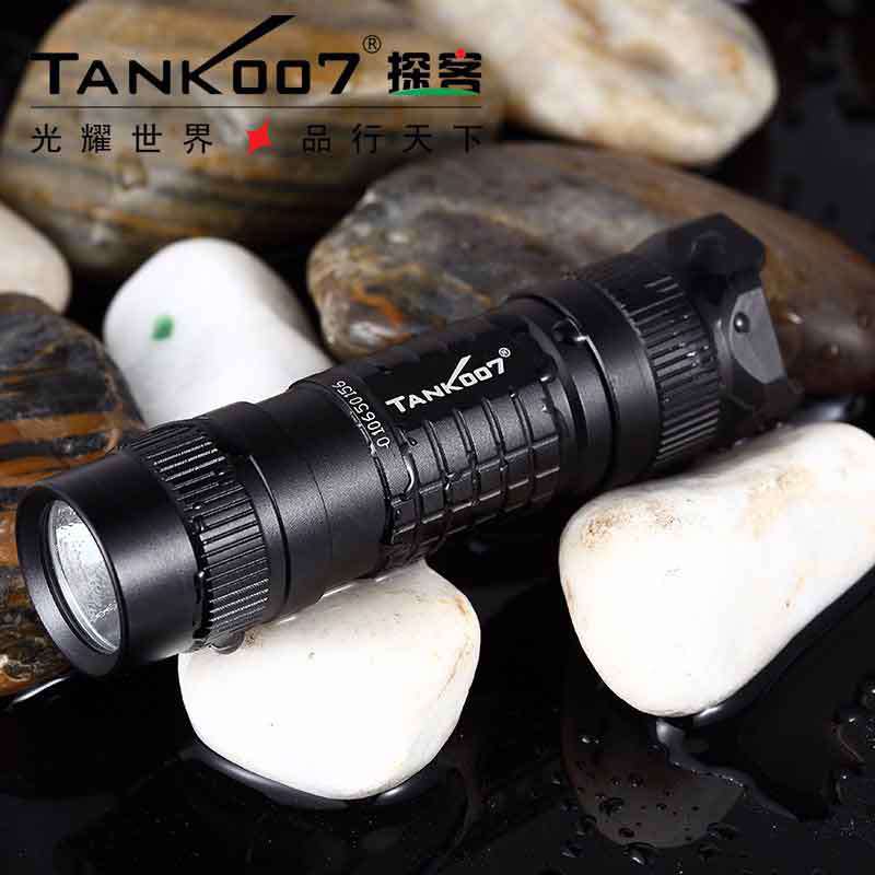 1577510021616706.jpg 手電筒廠家